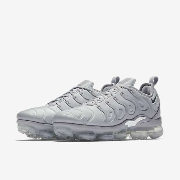 Nike air sales vapormax plus grau